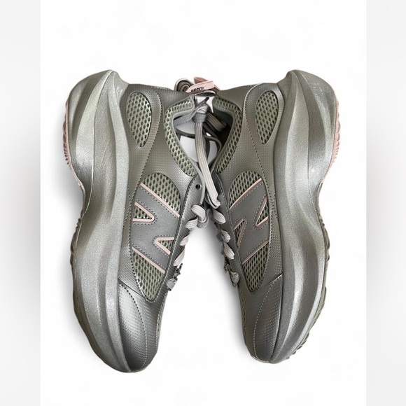 NWT GANNI x New Balance Silver and Pink WRPD Runner UNISEX - Picture 5 of 15